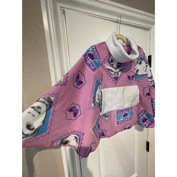 Little Girls Poncho Medium - Picture 4 of 5